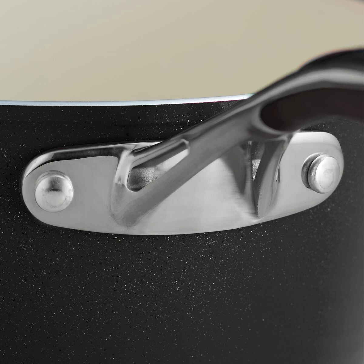 Tramontina 1.5 Qt Ceramic Covered Sauce Pan - Black 5 Tramontina 1.5 Qt Ceramic Covered Sauce Pan - Black - Image 3