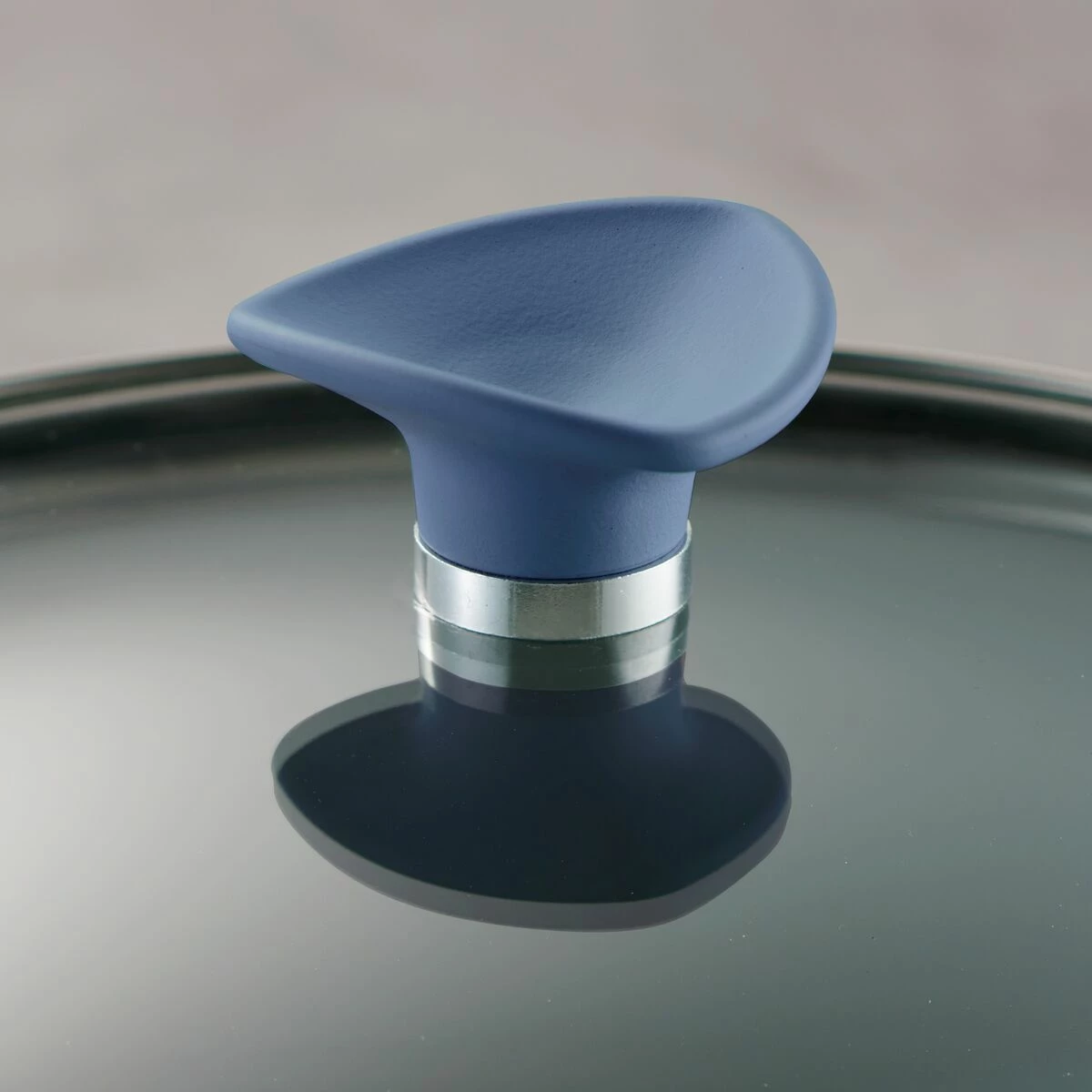 Tramontina 14 Pc Ceramic Induction-Ready Cookware Set - Blue 4 Tramontina 14 Pc Ceramic Induction-Ready Cookware Set - Blue - Image 2