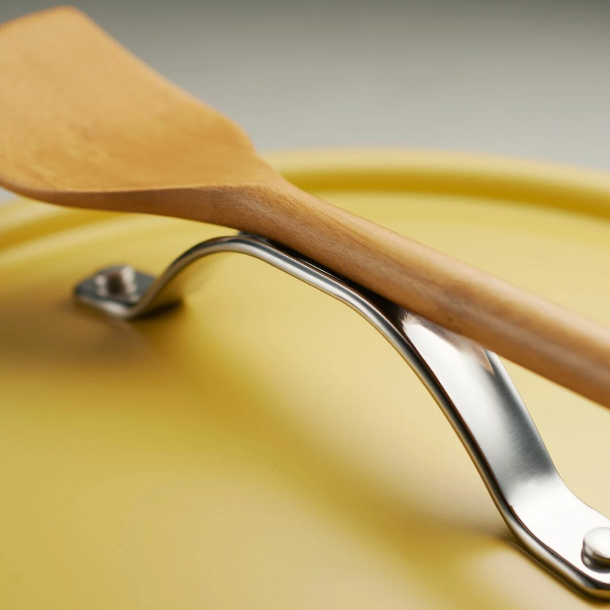 Tramontina All In One Plus Pan, 5 Qt Ceramic Non Stick - Mustard Yellow 8 Tramontina All In One Plus Pan, 5 Qt Ceramic Non Stick - Mustard Yellow - Image 6