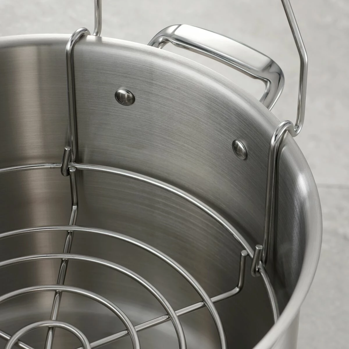 Tramontina 22 Qt Stainless Steel Canning Stock Pot With Rack 11 Tramontina 22 Qt Stainless Steel Canning Stock Pot With Rack - Image 9