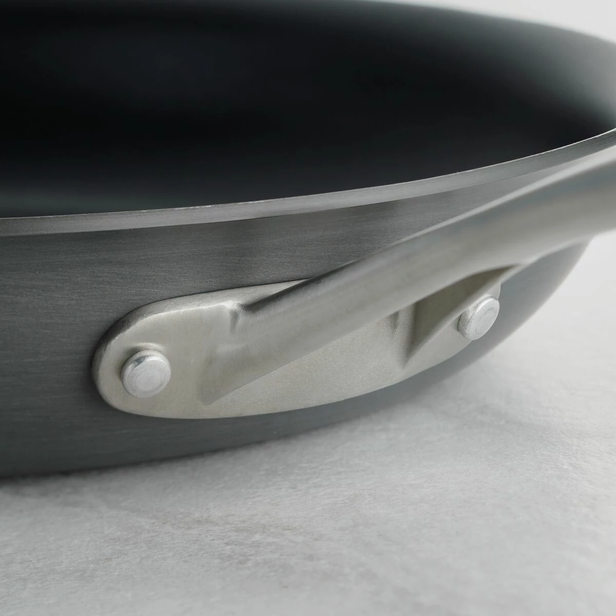 Tramontina 10 In Hard Anodized Aluminum Fry Pan 8 Tramontina 10 In Hard Anodized Aluminum Fry Pan - Image 6