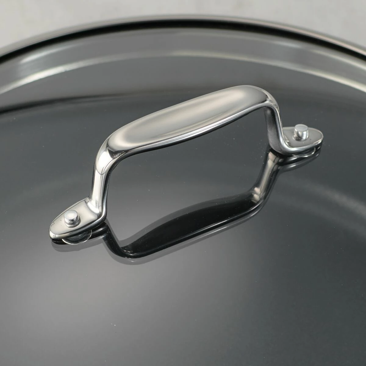 Tramontina Gourmet 5 Qt Hard Anodized Aluminum Nonstick Dutch Oven 7 Tramontina Gourmet 5 Qt Hard Anodized Aluminum Nonstick Dutch Oven - Image 5