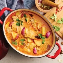 Tramontina 7 Qt Enameled Cast-Iron Series 1000 Covered Oval Dutch Oven - Gradated Red 13 Tramontina 7 Qt Enameled Cast-Iron Series 1000 Covered Oval Dutch Oven - Gradated Red -TRAMONTINA Sales 80131052IXM004G