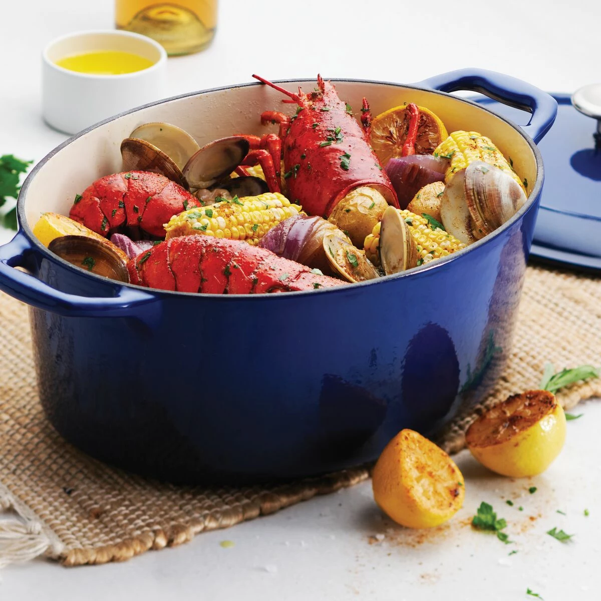 Tramontina 7 Qt Enameled Cast-Iron Oval Dutch Oven - Gradated Cobalt 3 Tramontina 7 Qt Enameled Cast-Iron Oval Dutch Oven - Gradated Cobalt
