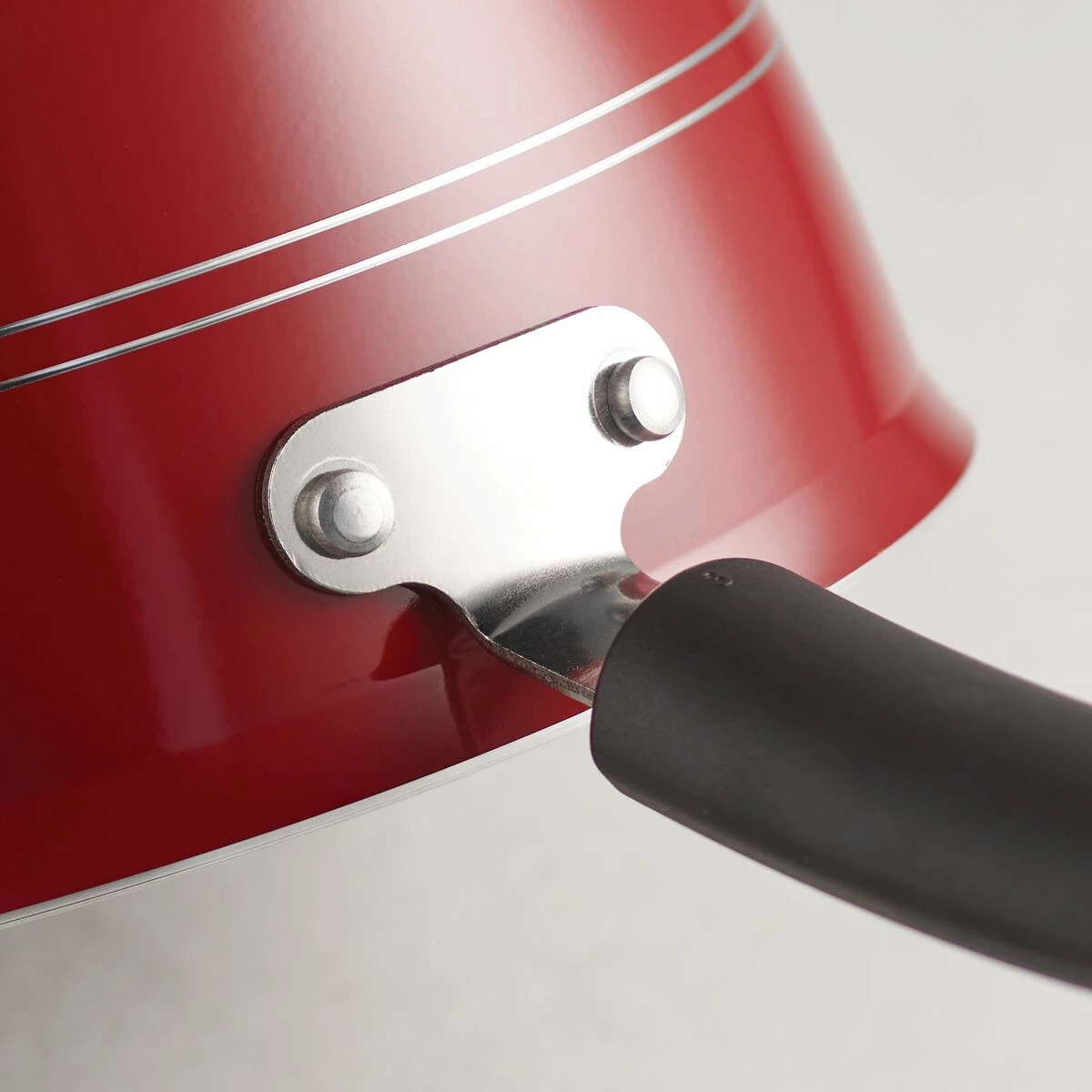 Tramontina Sicilia 1.25 Qt Aluminum Nonstick Covered Sauce Pan - Raspberry 7 Tramontina Sicilia 1.25 Qt Aluminum Nonstick Covered Sauce Pan - Raspberry - Image 5