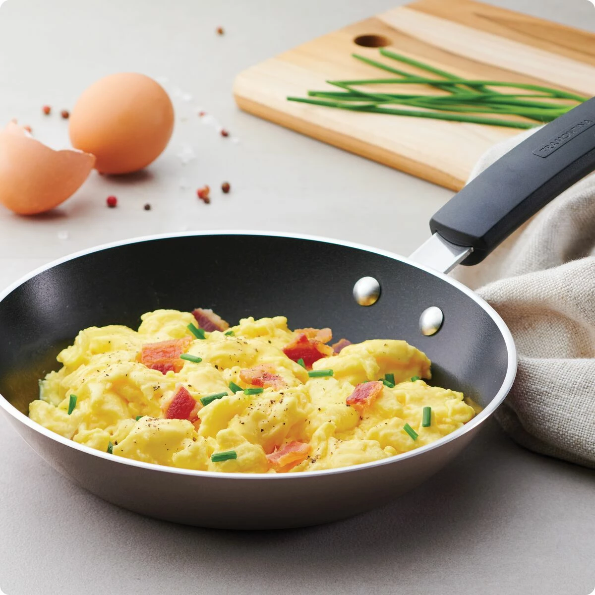 Tramontina Sicilia 8 In Aluminum Nonstick Saute Pan - Hazelnut 3 Tramontina Sicilia 8 In Aluminum Nonstick Saute Pan - Hazelnut