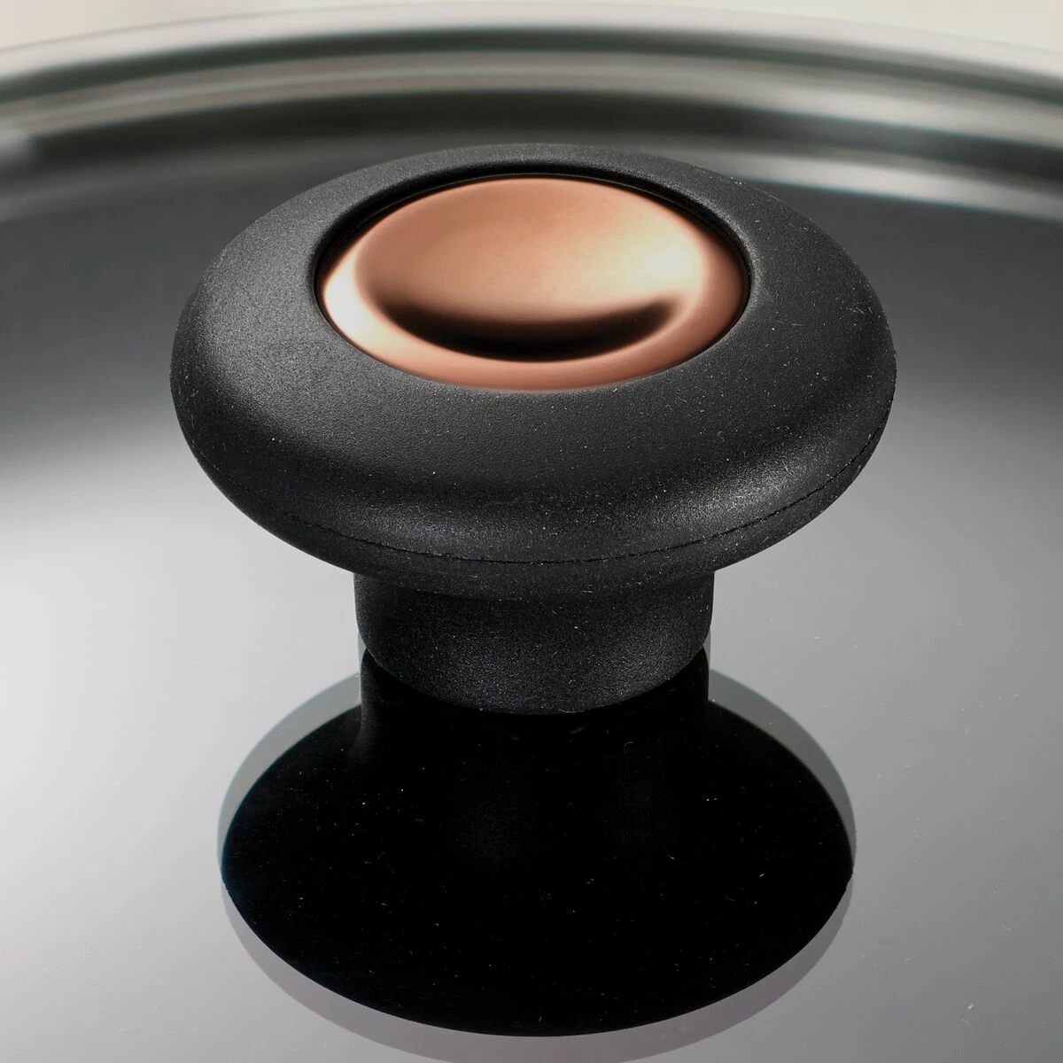 Tramontina "Pots & Pans" 2 Qt Aluminum Nonstick Covered Sauce Pan 5 Tramontina "Pots & Pans" 2 Qt Aluminum Nonstick Covered Sauce Pan - Image 3