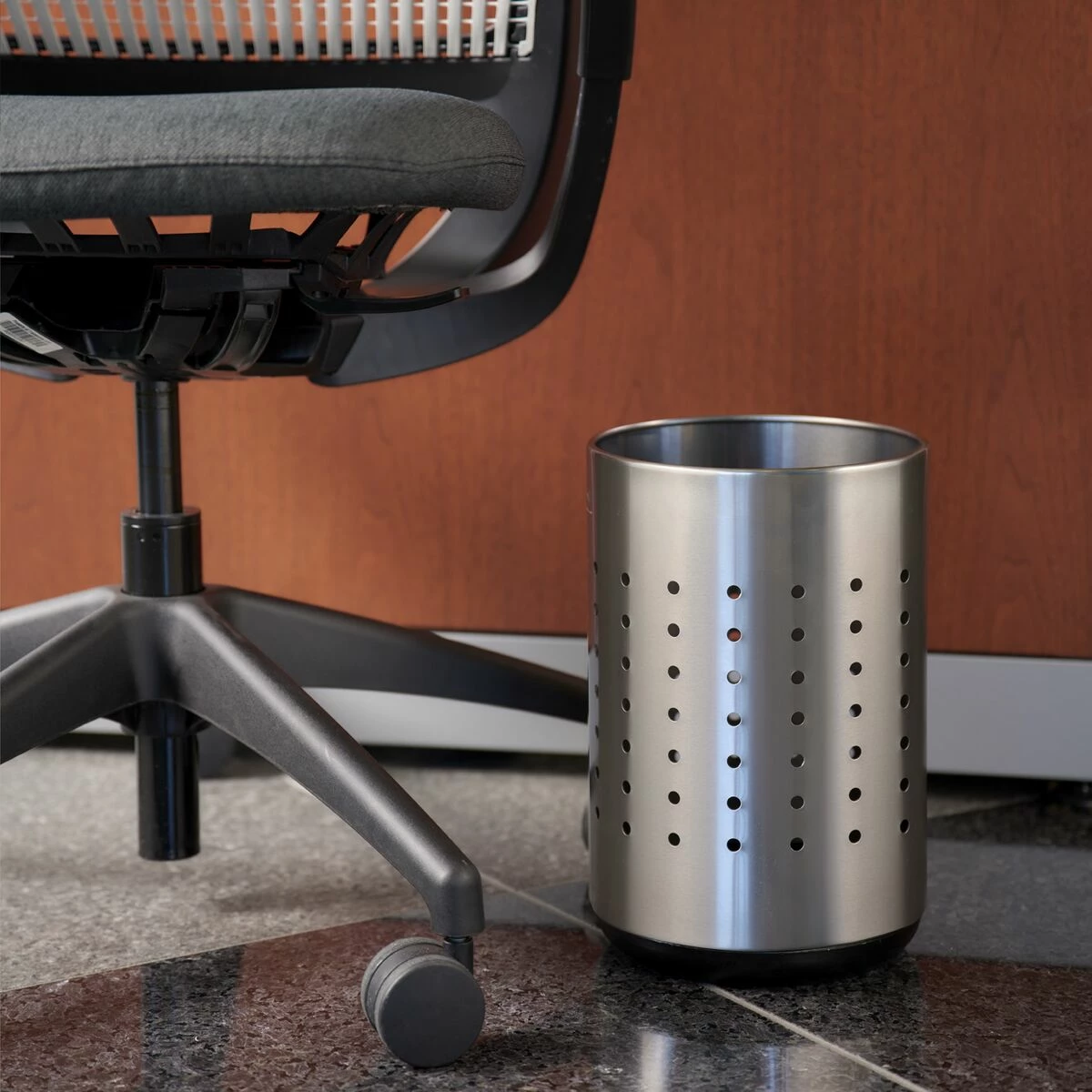 Tramontina 2.5 Gallon Stainless Steel Round Paper Basket 3 Tramontina 2.5 Gallon Stainless Steel Round Paper Basket