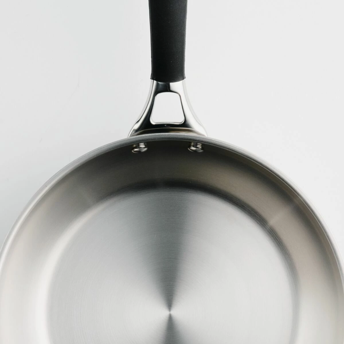 Tramontina Guru 9.5 In Stainless Steel Fry Pan 5 Tramontina Guru 9.5 In Stainless Steel Fry Pan - Image 3
